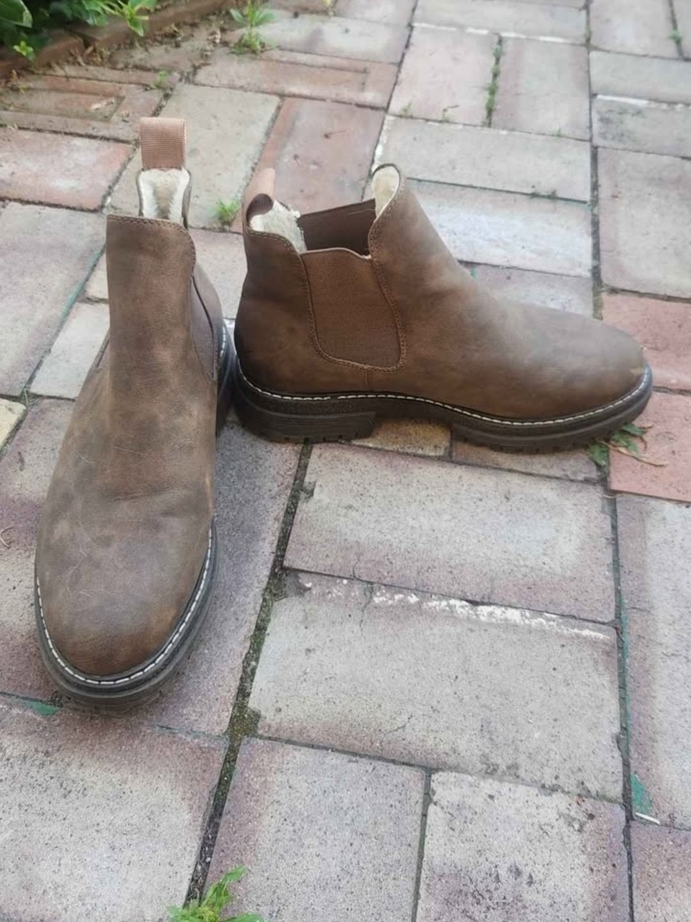 Women's Roxy Brown Chelsea Boots - Classic Slip-On Leather Style